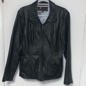 Wilson’s Leather Coat; women’s; Size : Large